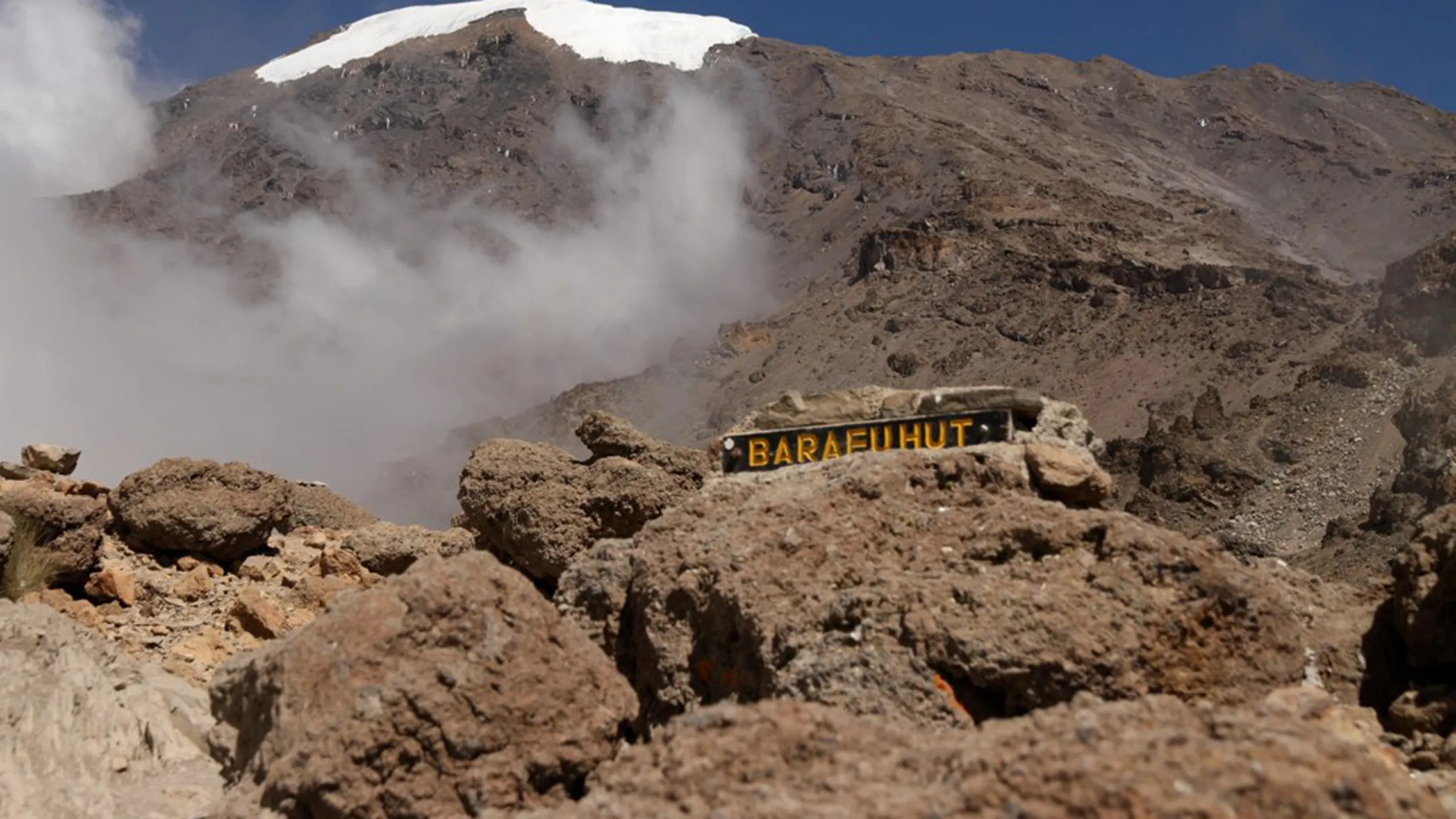 Barranco camp - Barafu camp (15,090ft | 4600m)